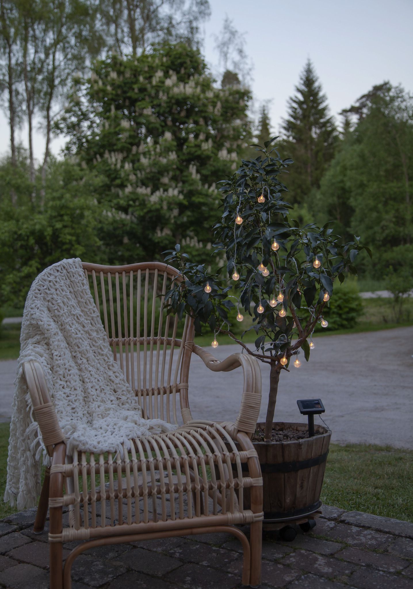 Solar Lichterkette Globini - IP44, Warmweiss, Dämmerungssensor, 475cm