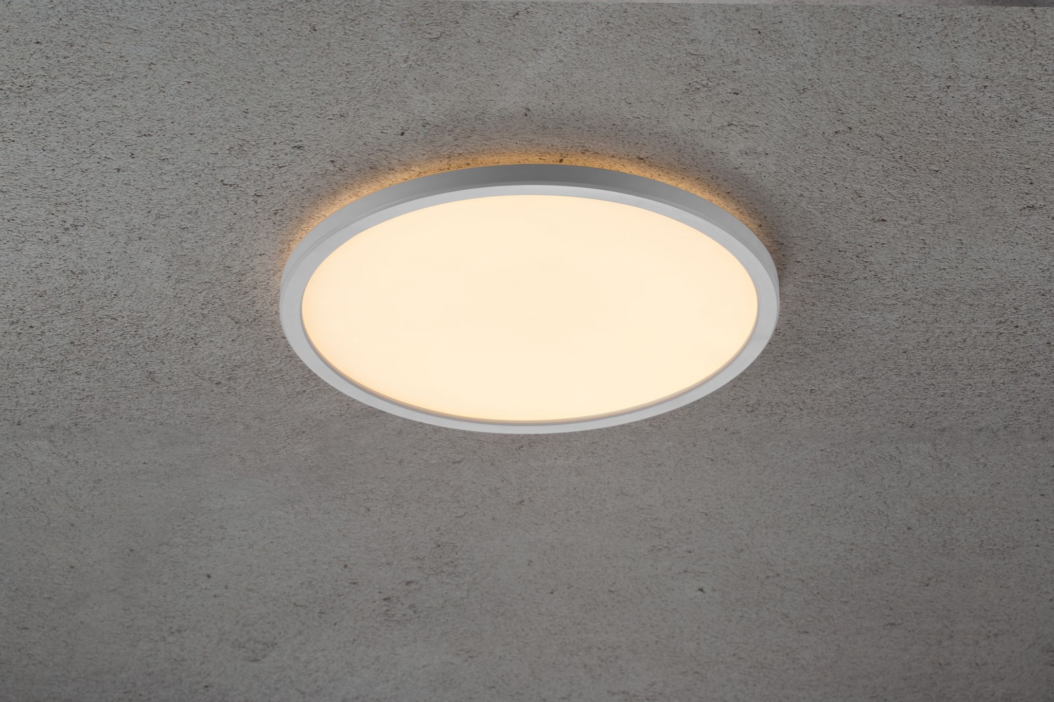 Planura 2700K 18W - 18W, 2700K, IP20, 230V