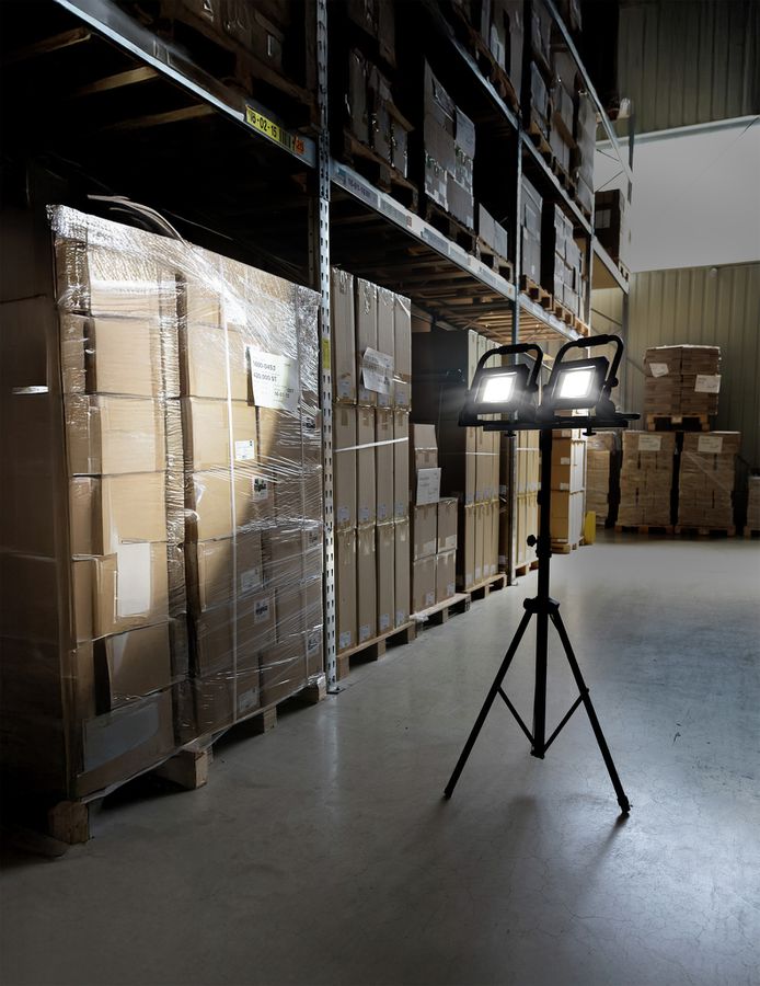 Arbeitsstrahler FL50 W 18 - 4500lm, IP54, Schwarz