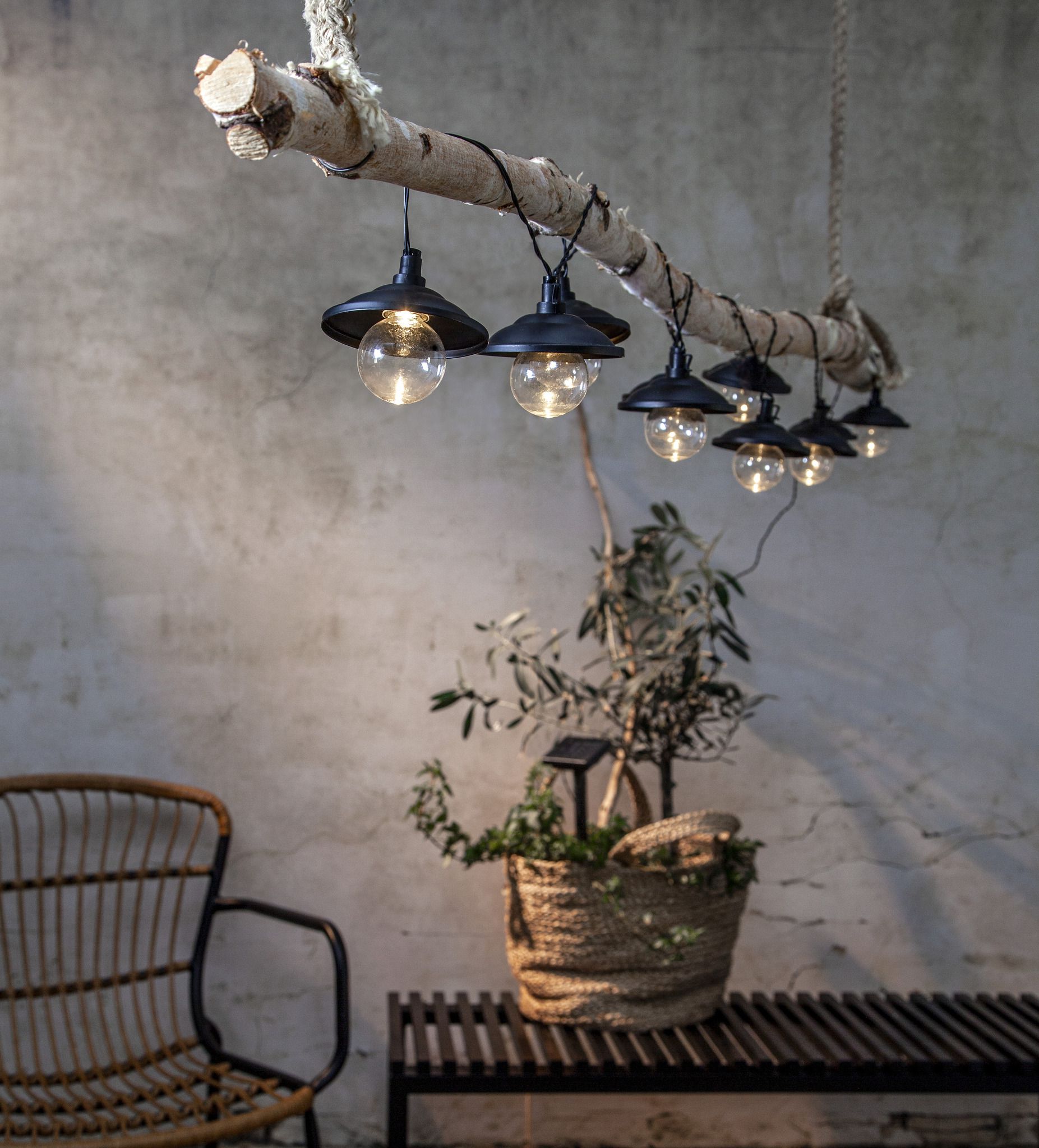 Solar Lichterkette Globe Shade - Warmweiss, IP44, Schwarz