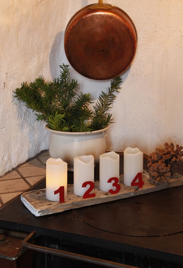 LED Pillar Kerze 4er Pack Advent - Indoor, Weiss, 10cm Höhe, Timerfunktion