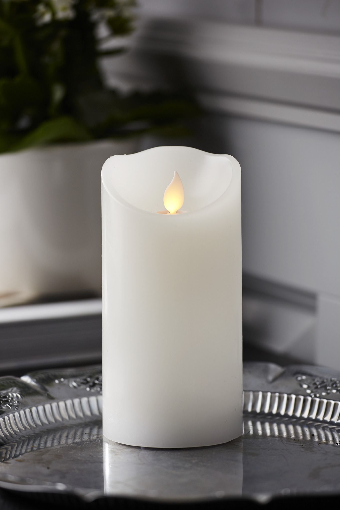 LED Pillar Kerze M-Twinkle - Indoor, Weiss, 15cm Höhe, Timerfunktion