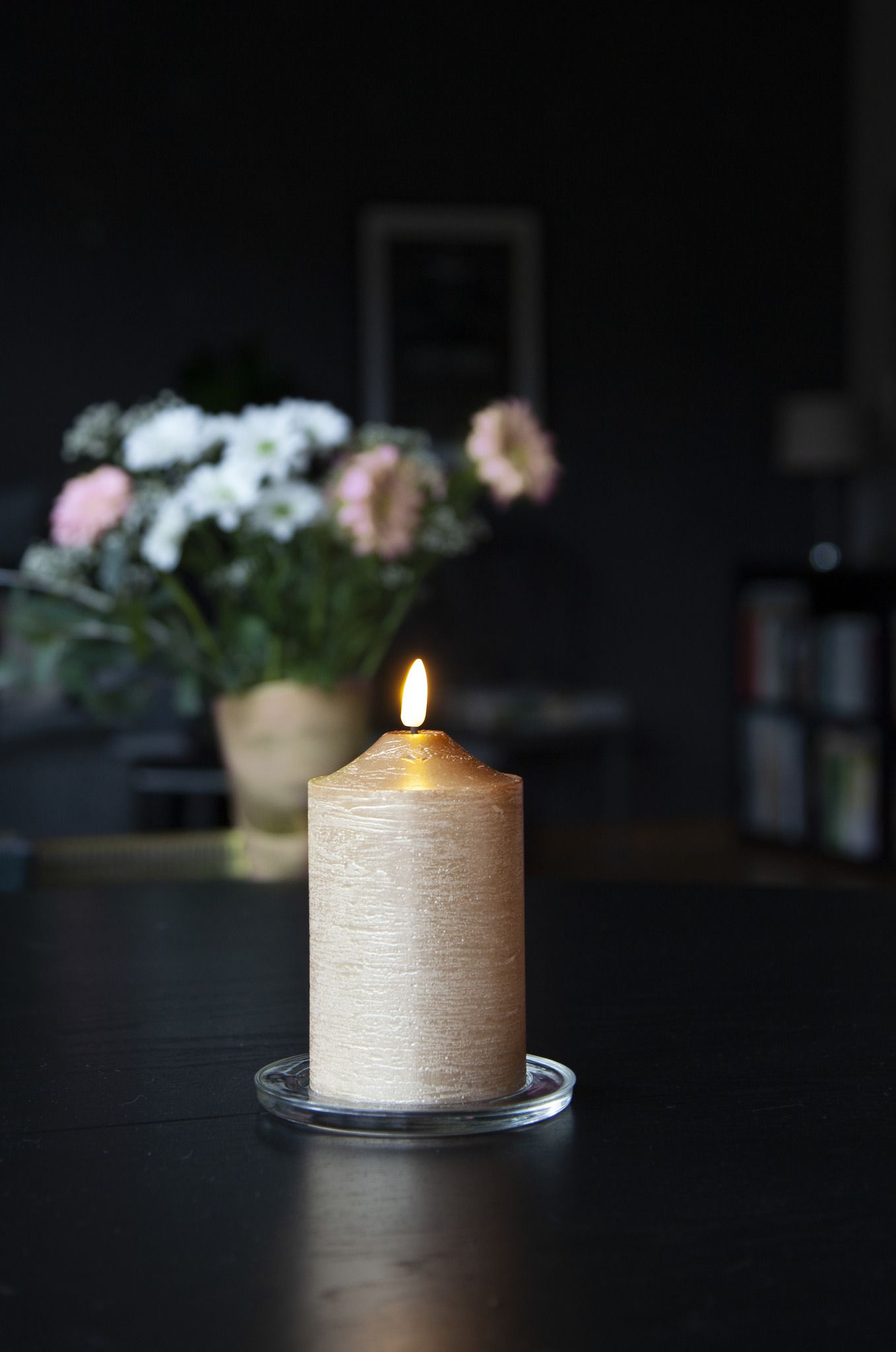 LED Pillar Kerze Flamme - Indoor, Gold, 15cm, Timerfunktion