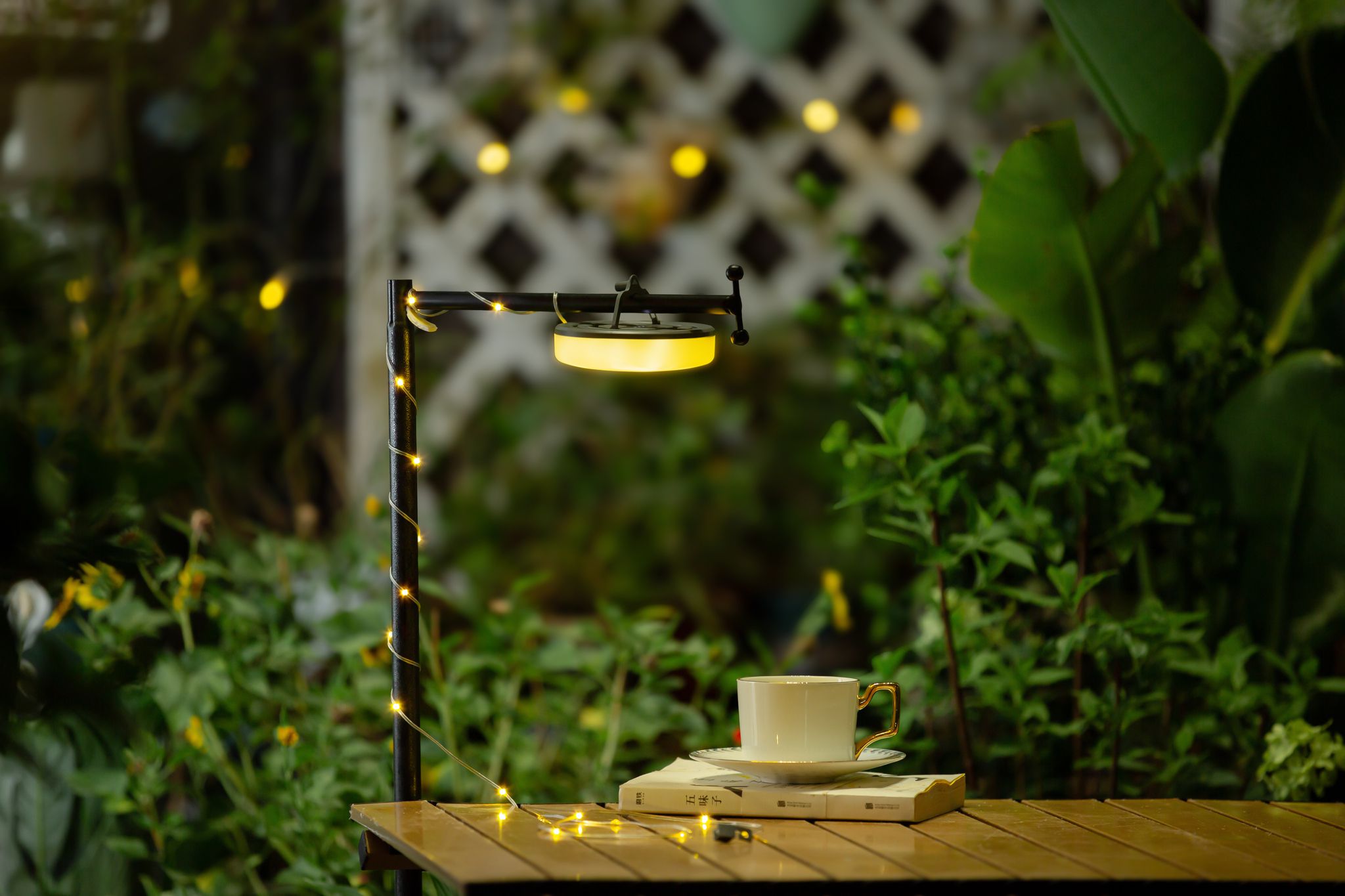 Akku Camping StringLight - 4000K/2700K, IP44, 200lm