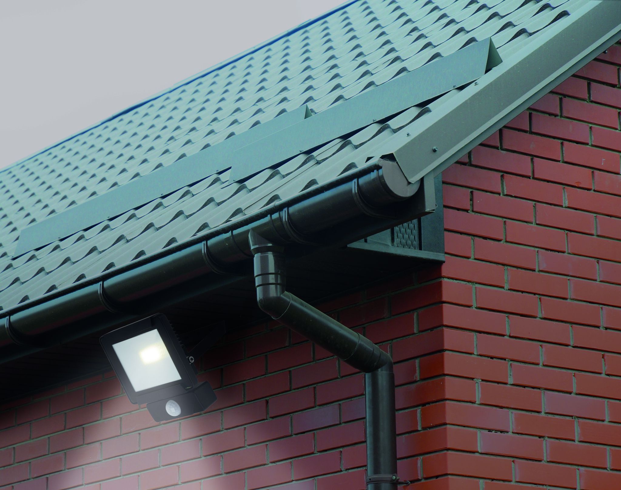 LED-Außenleuchte Radia 10W mit Sensor - IP54, kaltweiss, 10W