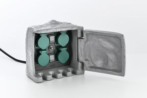 IP55 Gartenstromverteiler stehend mit Auto-Dämmerungssensor - 230V AC, max.10A, 4xT13 (IP55), grau, Überlasts., 5m Anschl. IP55, L=210mm, B=205mm, H=220mm