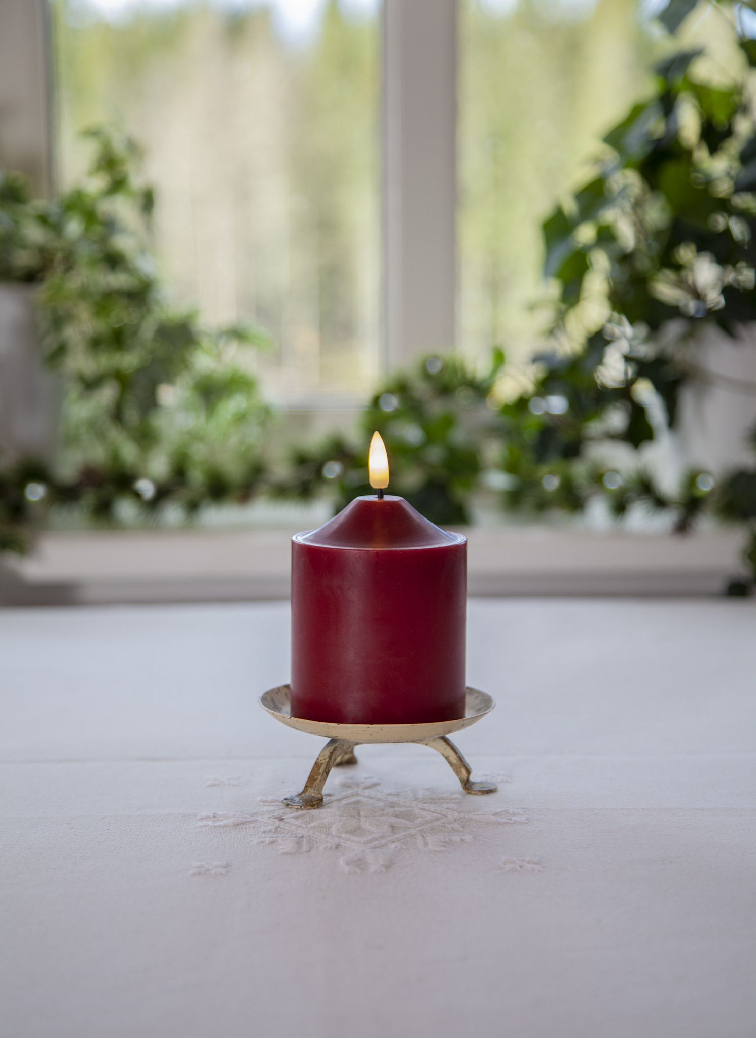 LED Pillar Kerze Flamme - Indoor, Rot, 12cm Höhe, Timerfunktion