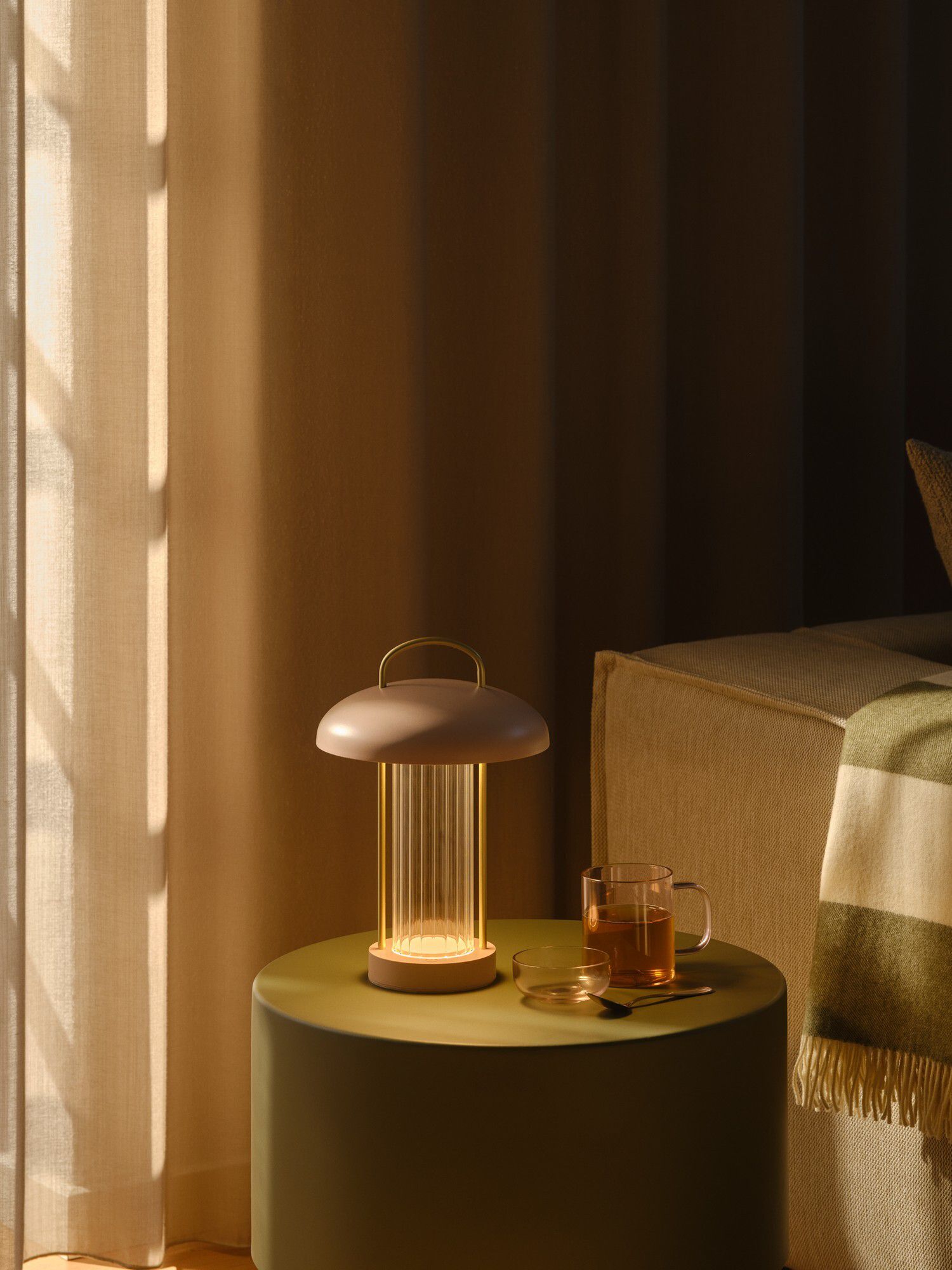 Akku Tischleuchte Mirano Dusty Rose - LED-Modul, 3000K, 150Lm, IP20