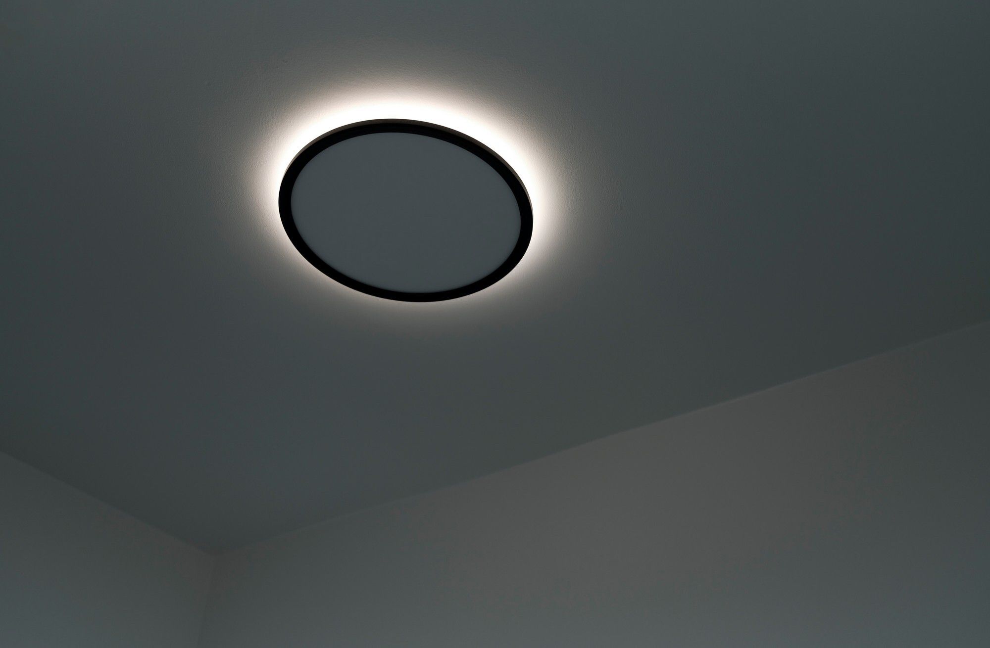 Liva Smart, Deckenleuchte, RGB, Schwarz - 20W ,2700-6500K, IP54
