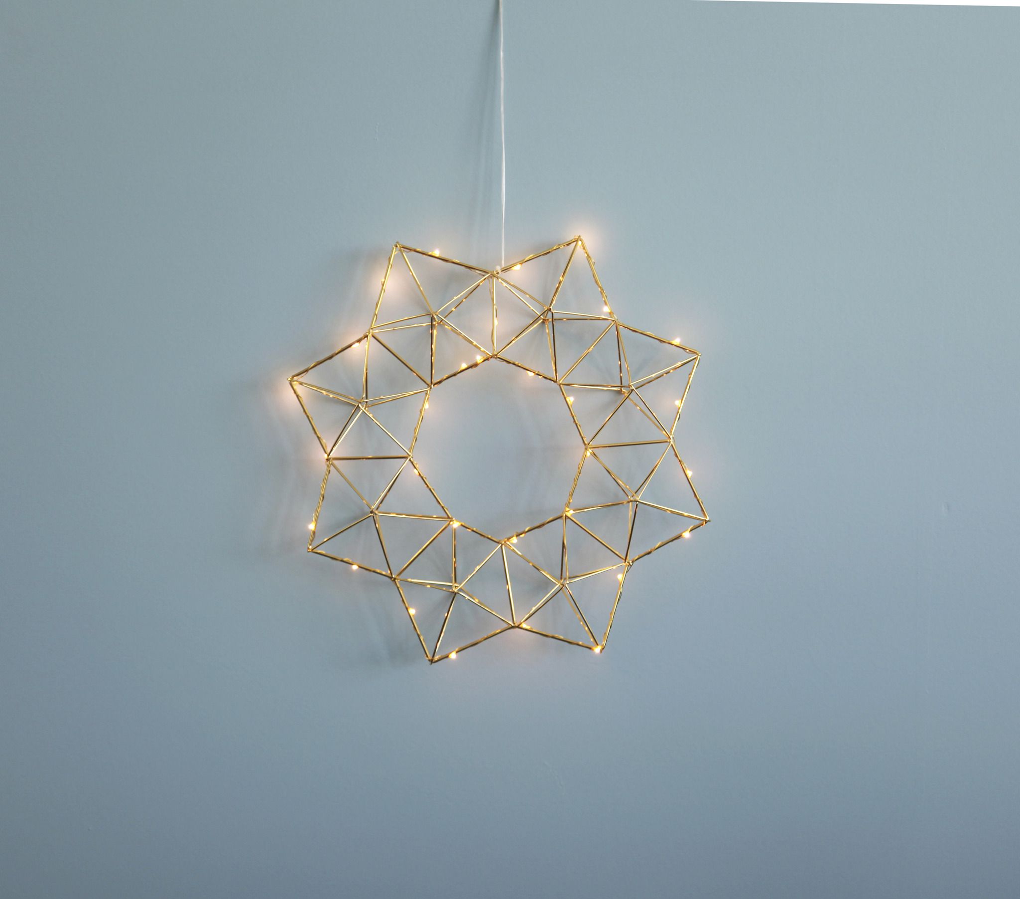 Kranz Edge - IP20, Warmweiss, 30 LED