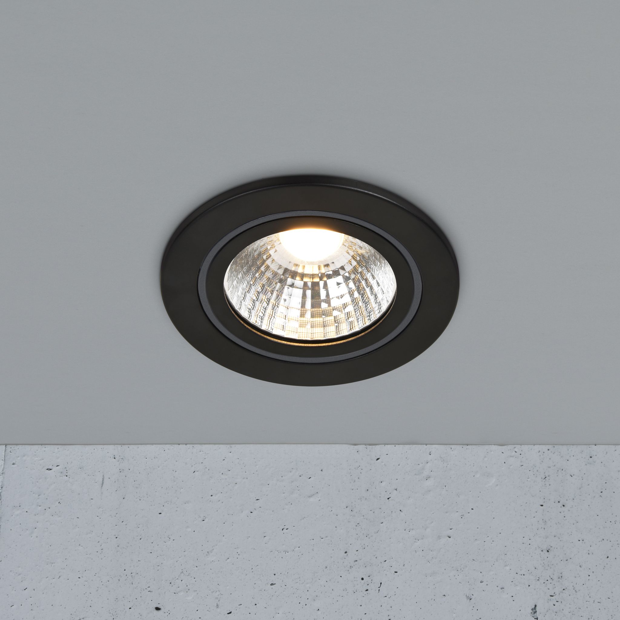 Alec  1-Kit Downlight Schwarz - IP44, LED Modul