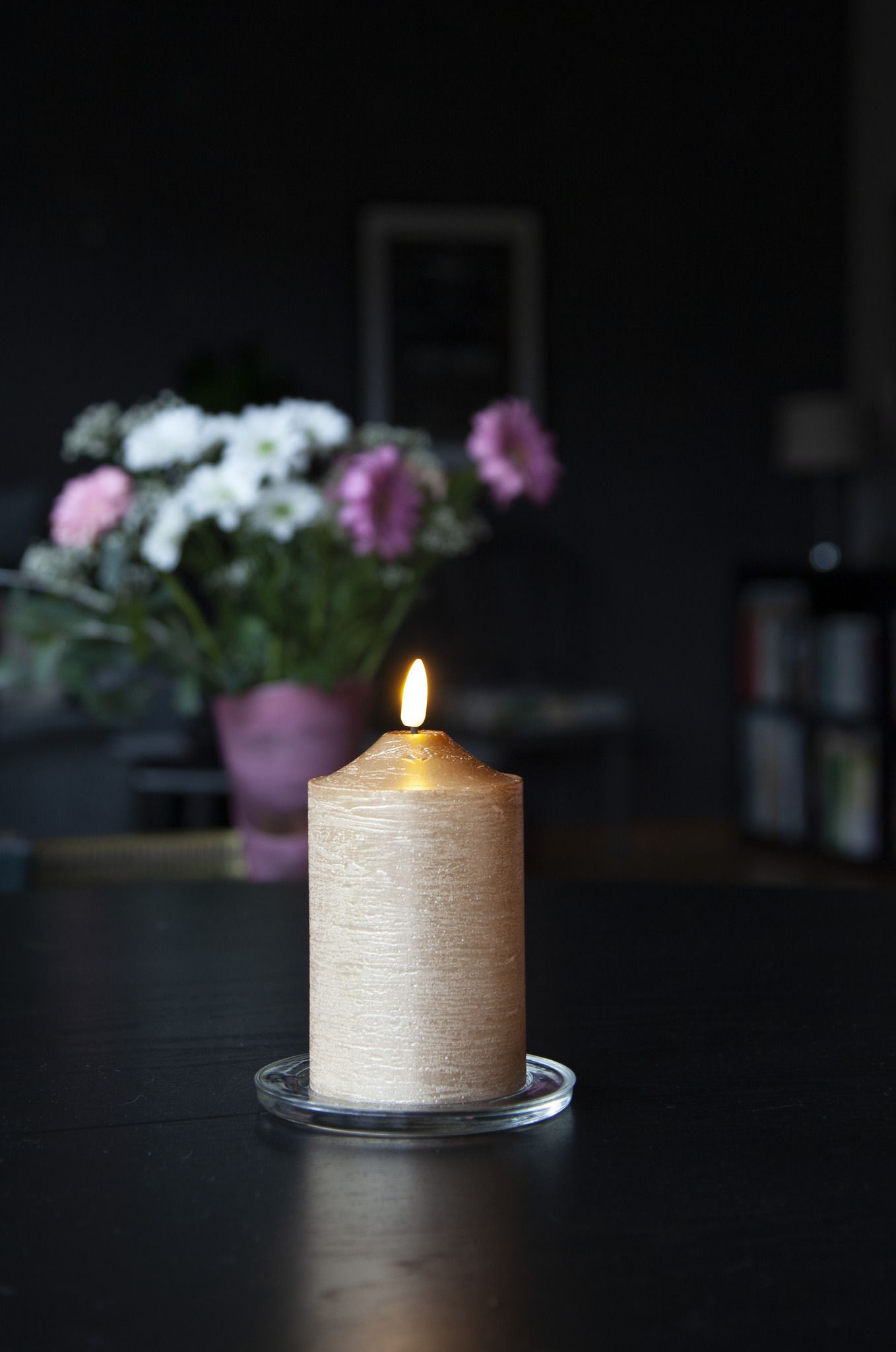 LED Pillar Kerze Flamme - Indoor, Gold, 15cm, Timerfunktion