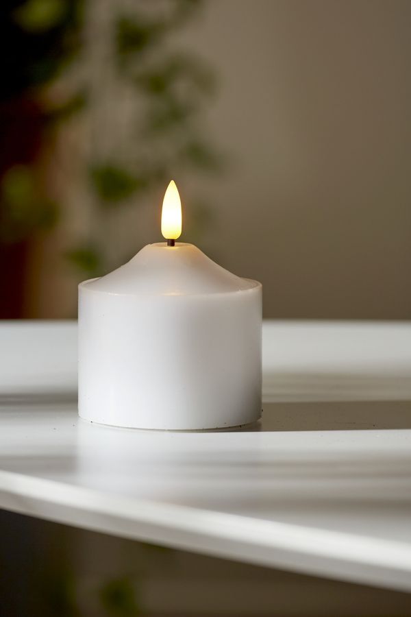 LED Pillar Kerze Flamme - Indoor, Weiss, 9.5cm Höhe, Timerfunktion