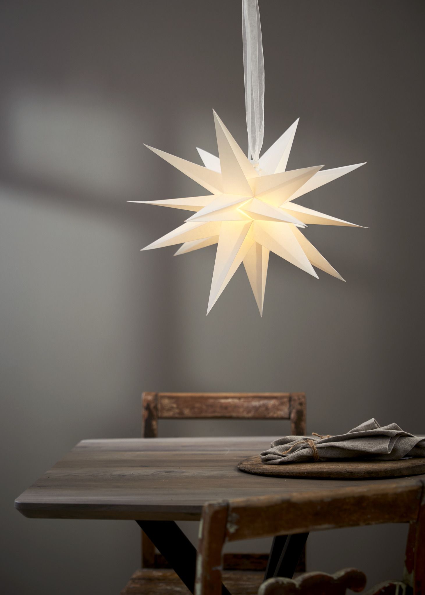 Papierstern December - IP20, Weiss