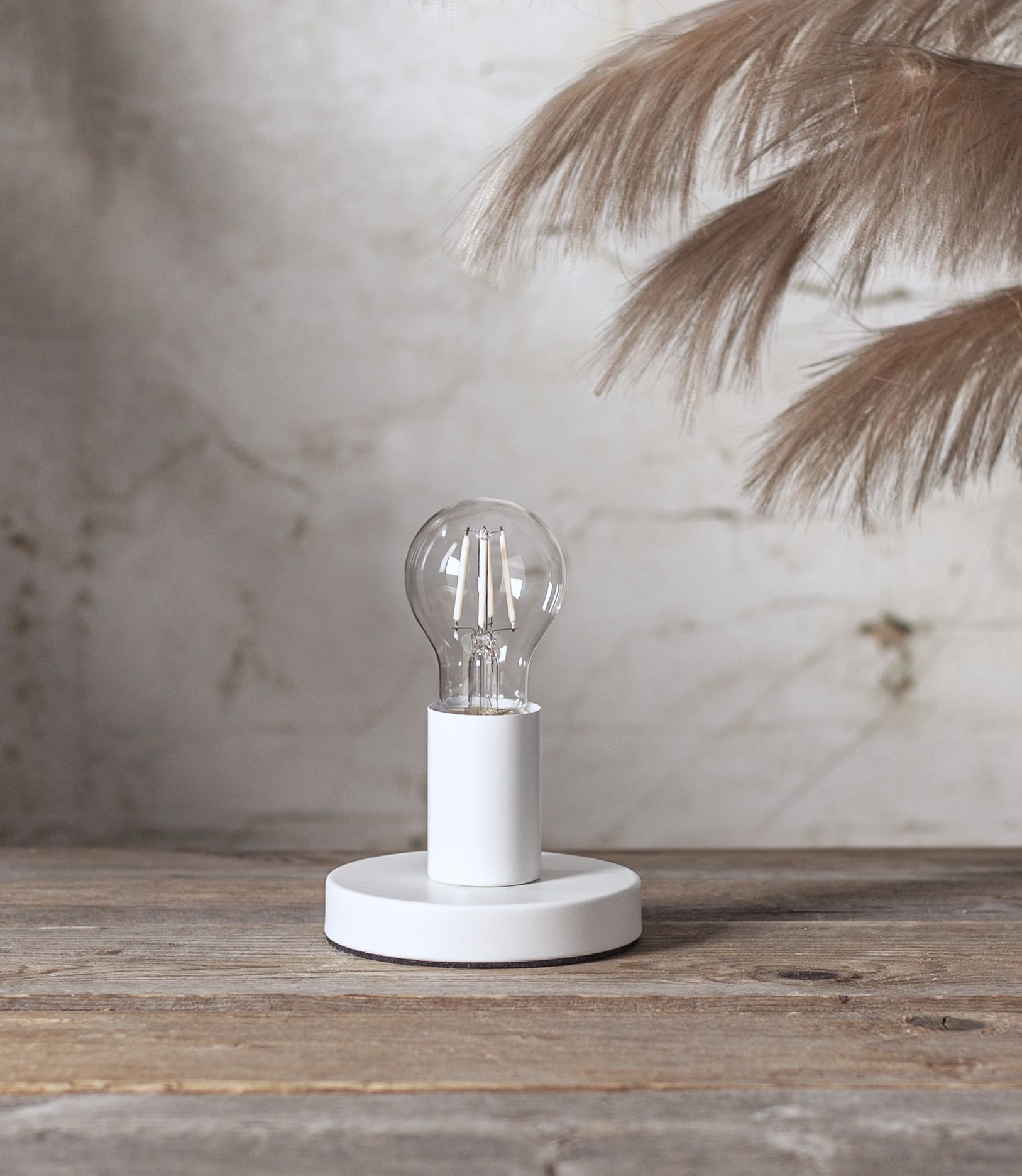 LED Leuchtmittel E27 A60 Klar Filament - E27, 806Lm, 2700K, 7W, 230V