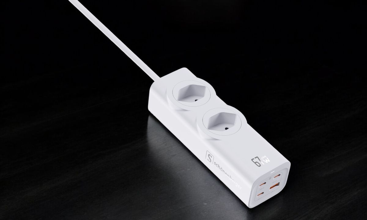 67W GaN Fast Charging Station - 2x T13, Out: USB-C1/ C2/ C3: 67W PD, C1+C2 shared: 45W + C3: 20W, USB-A: 5W, GaN, 1.5m Kabel, weiss